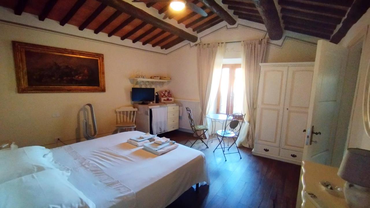 Le Residenze Ristori Apartment กอร์โตนา ภายนอก รูปภาพ