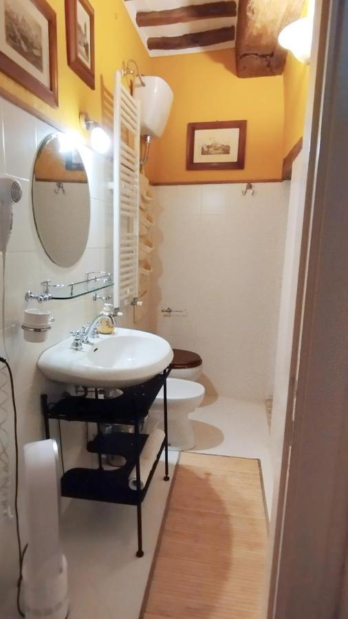 Le Residenze Ristori Apartment กอร์โตนา ภายนอก รูปภาพ