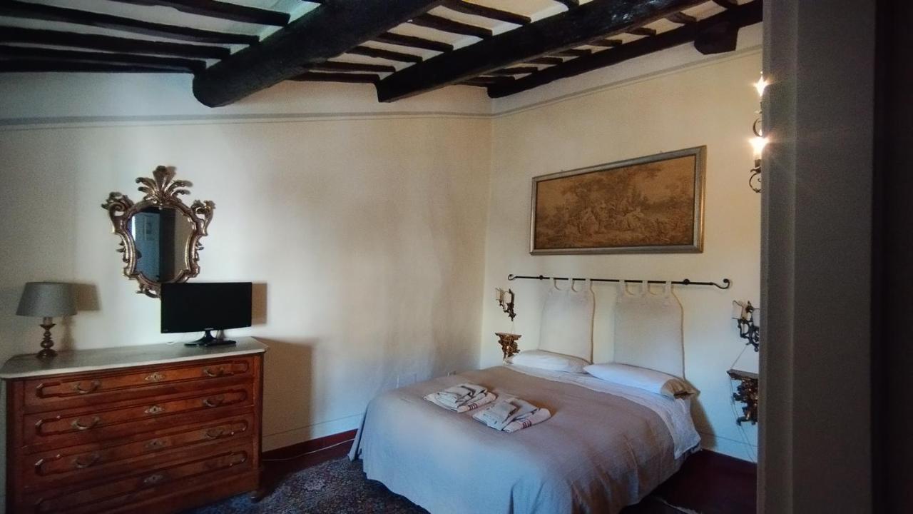 Le Residenze Ristori Apartment กอร์โตนา ภายนอก รูปภาพ