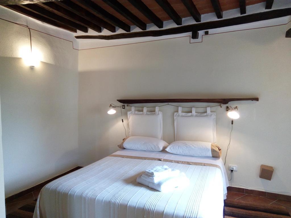 Le Residenze Ristori Apartment กอร์โตนา ภายนอก รูปภาพ